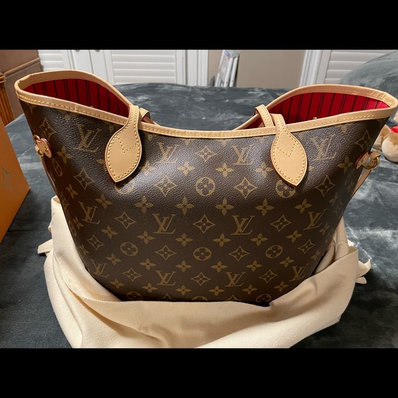 Louis Vuitton Neverfull MM - Picture 2 of 5